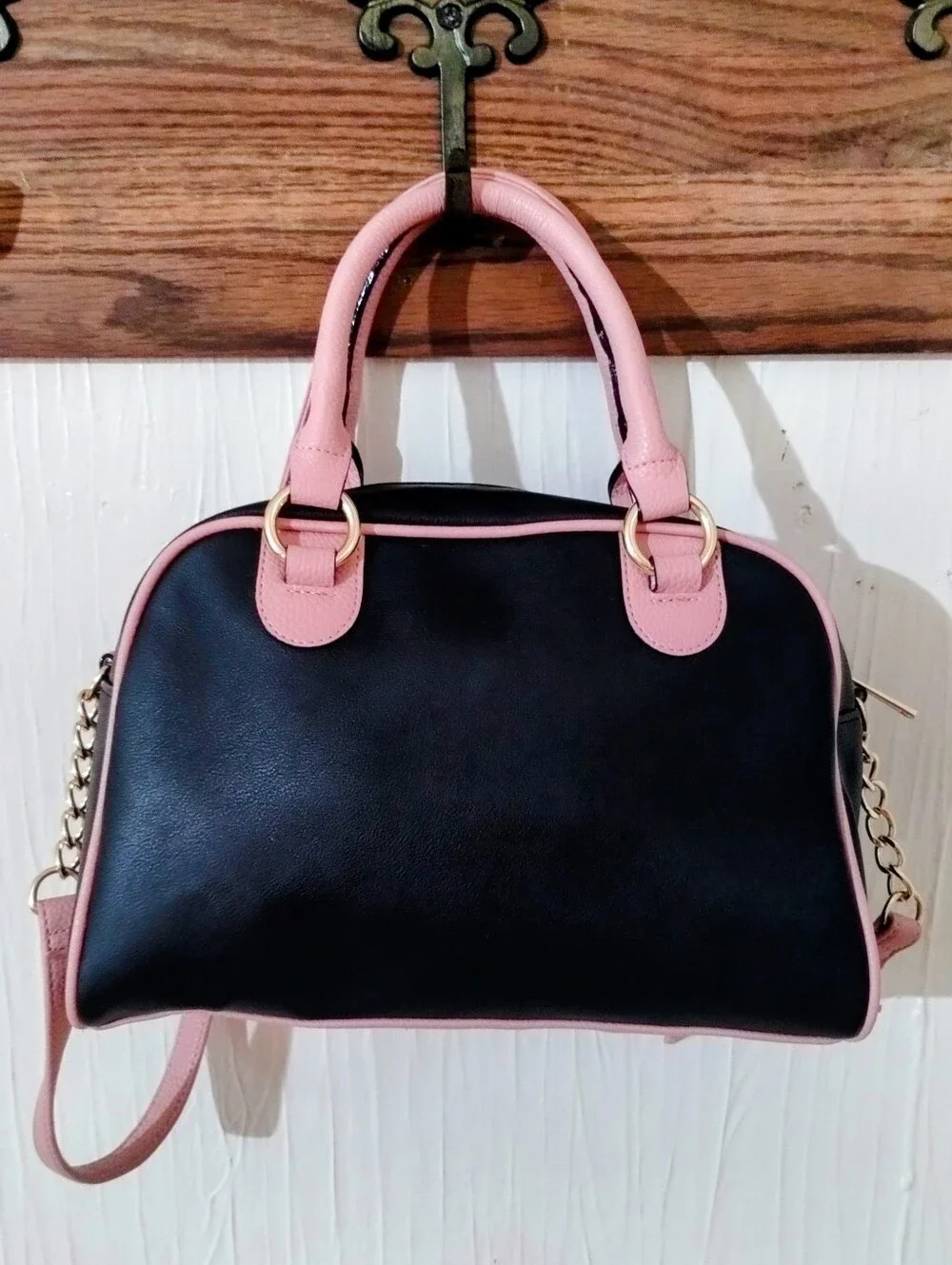 Juicy Couture Urban Heritage Bowler Liquorice & Pink Logo Satchel